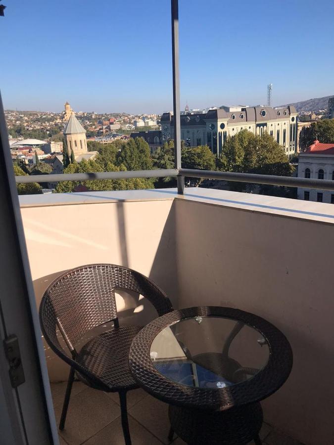 Rustaveli Apartment City Centre تبليسي المظهر الخارجي الصورة