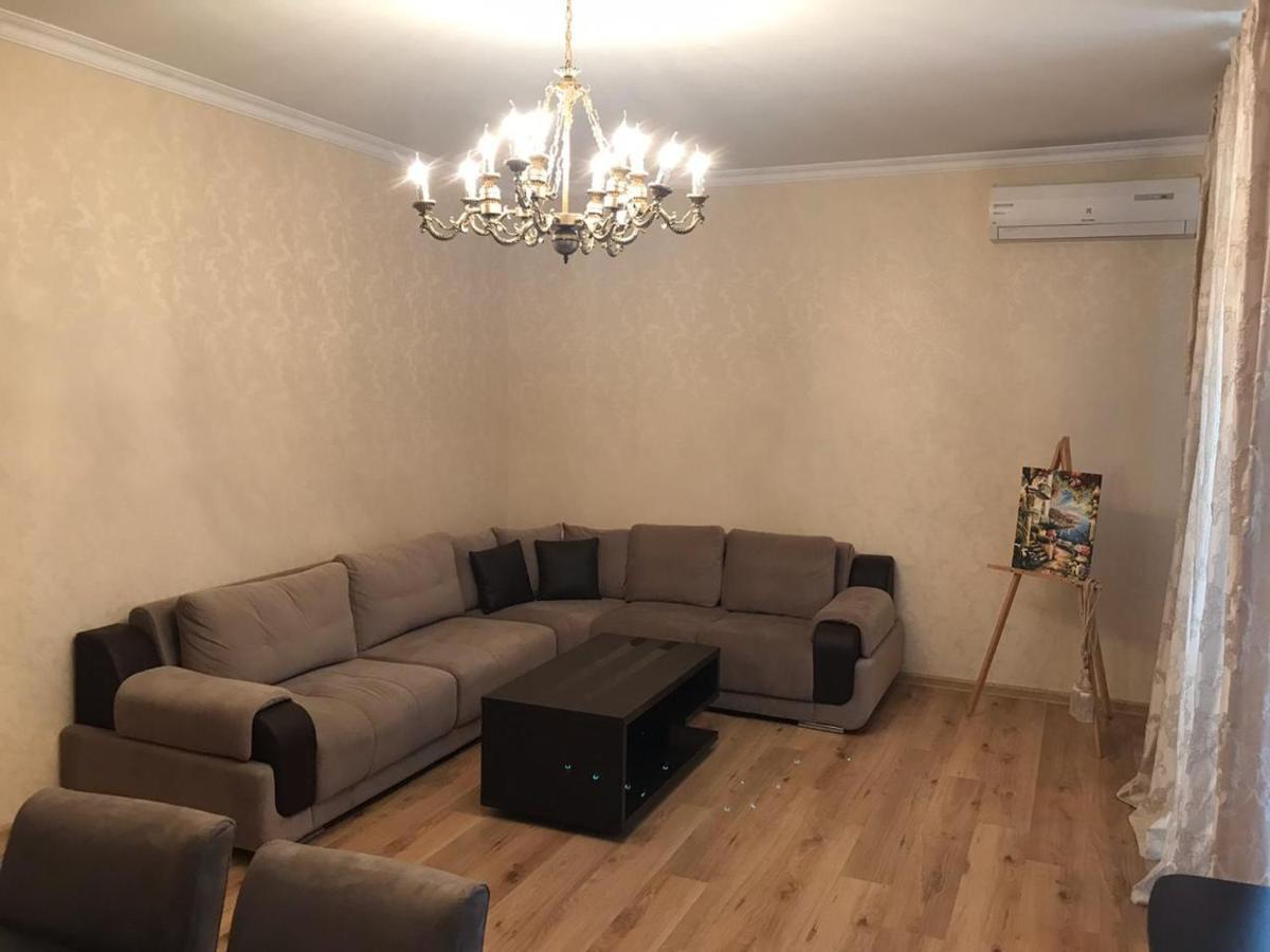 Rustaveli Apartment City Centre تبليسي المظهر الخارجي الصورة